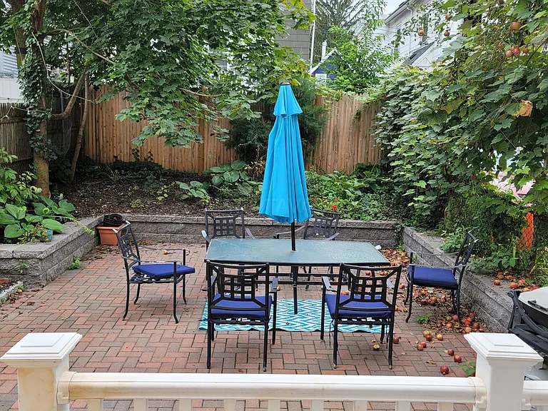 10 Whipple St #10 — Photo 15
