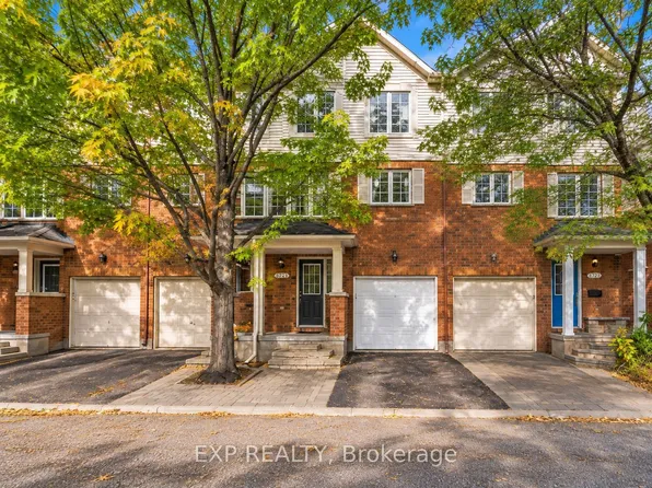 90 Edenvale Dr #223, Ottawa, ON K2K 3N9