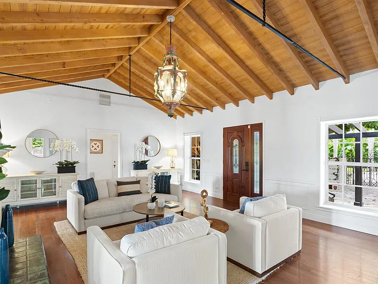 3304 N Flagler Dr — Photo 19