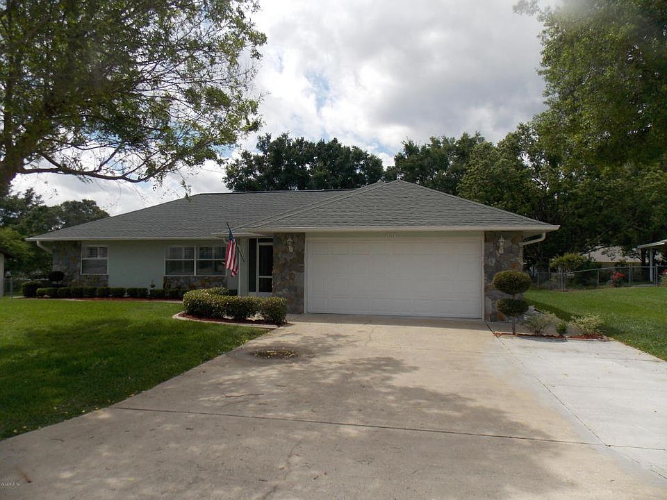 1st image of 3810 SE 47th Ave