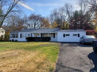 28 Garella Rd, Bethel, CT 06801