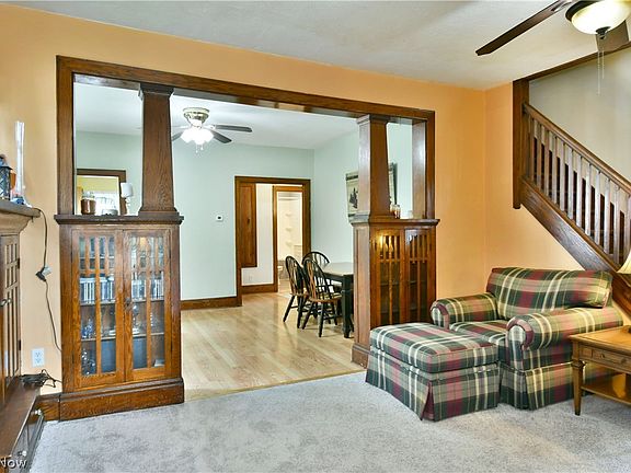 5th image of 70 W Walnut St