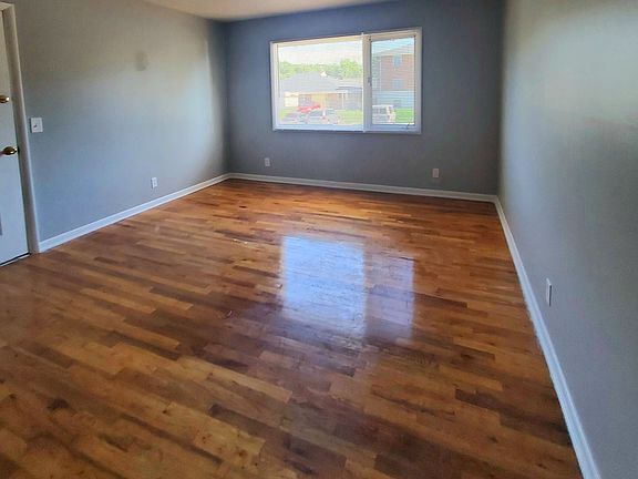 2nd image of 4813 Boyd St APT 2