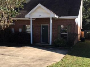 201 James Dr, Millbrook, AL 36054