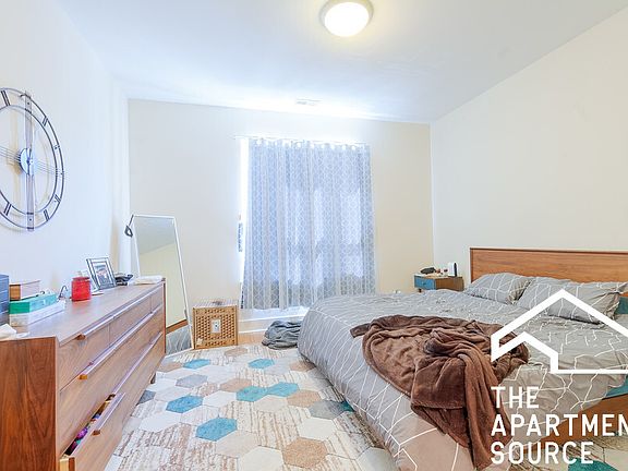 5th image of 2510 N Willetts Ct #3N
