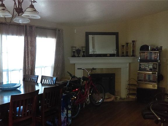 4th image of 29021 Bouquet Canyon Rd Spc 287
