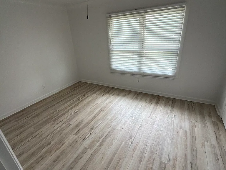 7770 Meadow Rd #218 — Photo 11