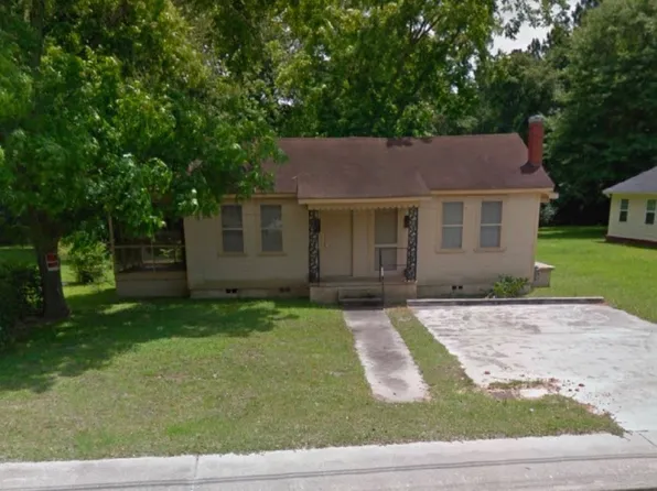 342 E Allen St, Baxley, GA 31513