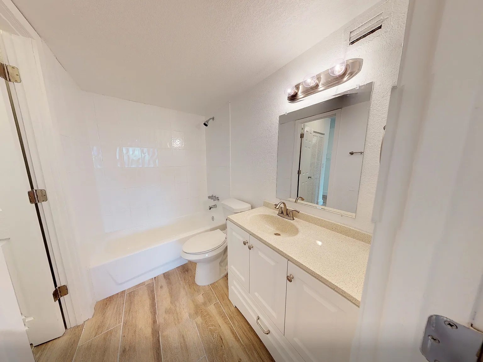 1 bed, 730 sqft, $1,750 — Photo 4