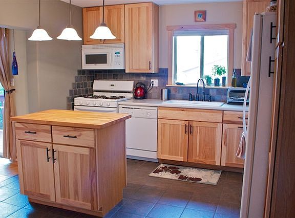 Newly Updated Kitchen!