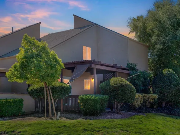 23631 Country Villa Rd, Ramona, CA 92065