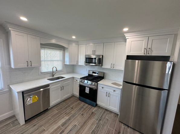 66 Harding Ave FLOOR 2