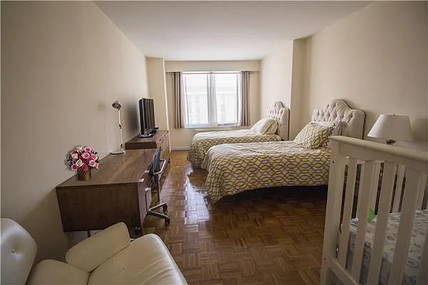 Rented by R New York | media 19