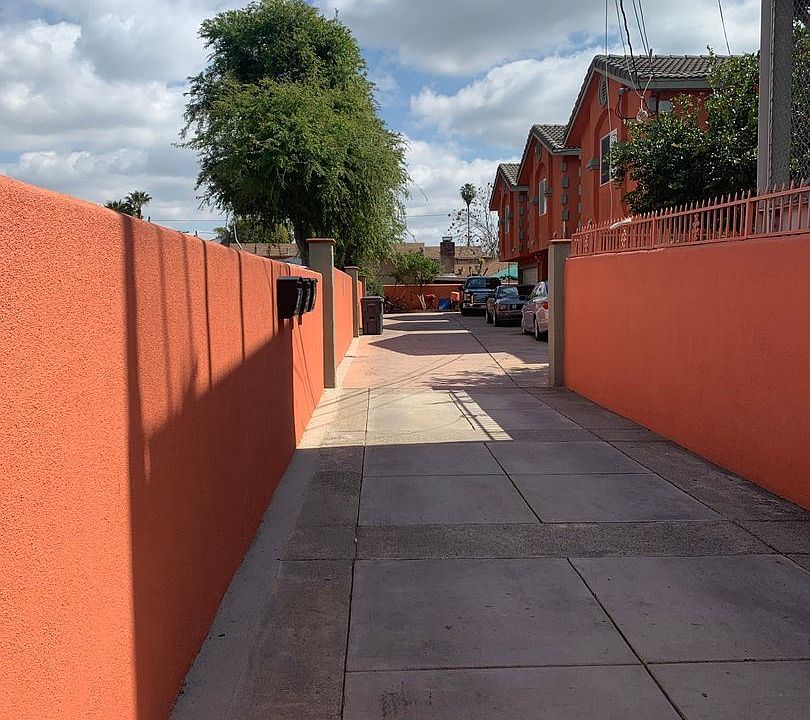 Willowbrook Triplex 1302 S Willowbrook Ave Compton CA Zillow