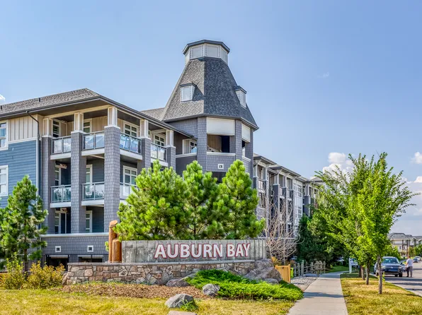25 N Auburn Meadows Ave SE #216, Calgary, AB T3M 2L3