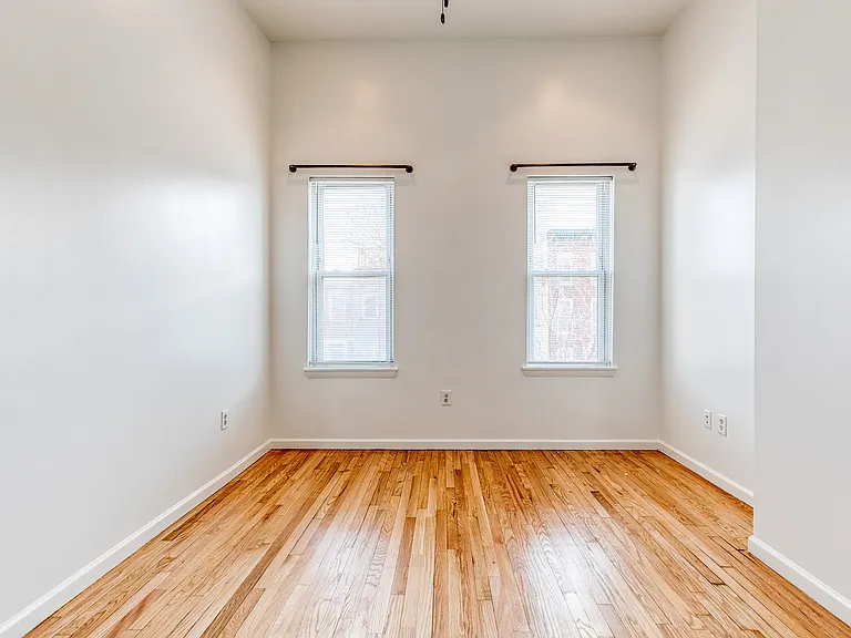 1608 S Hanover St — Photo 11