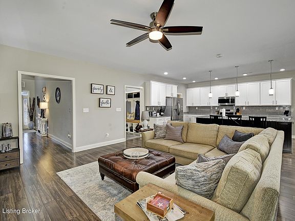 4th image of 707 Dehart Ln