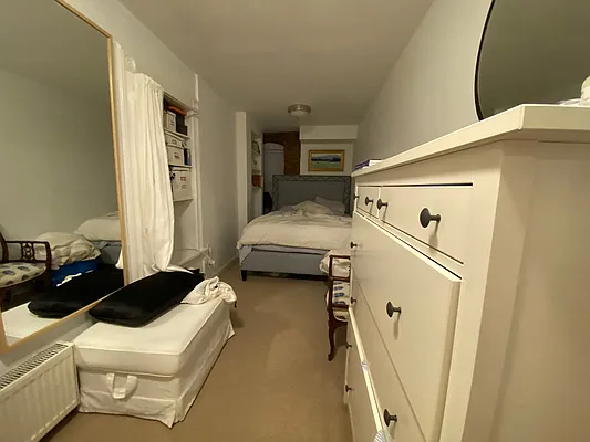 Rented by Keller Williams NYC | media 17