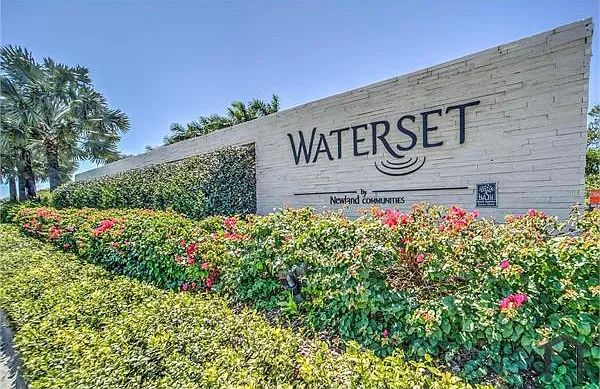 7325 Parkshore Dr — Photo 36