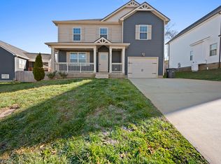 1385 Sussex Dr, Clarksville, TN 37042