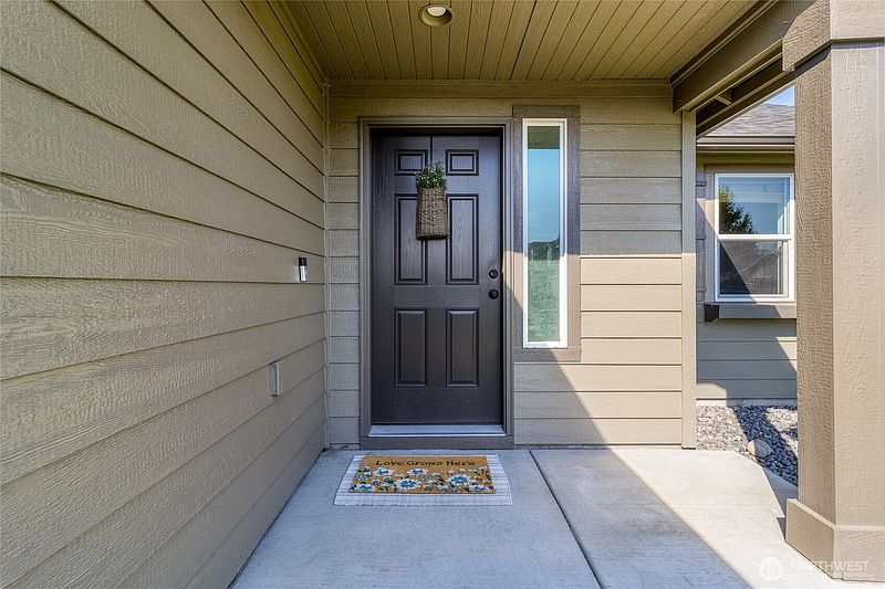 2nd image of 364 SW Homestead Avenue
