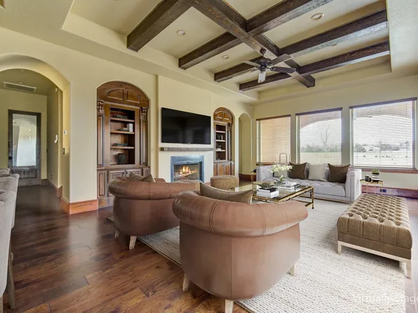 903 Chenango Dr, Angleton, TX 77515