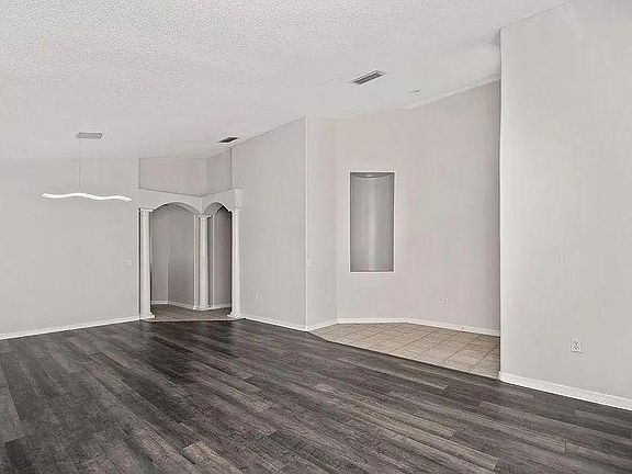 3rd image of 4933 Casa Vista Dr