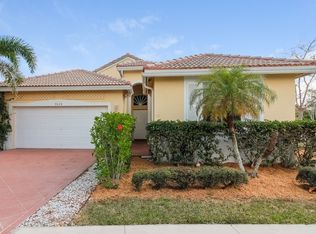 9628 Lago Dr, Boynton Beach, FL 33472