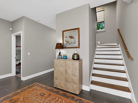 5th image of 1717 Annex Ave Unit 201