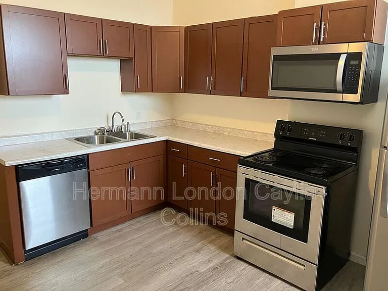 4920 Wise Ave #1F — Photo 6
