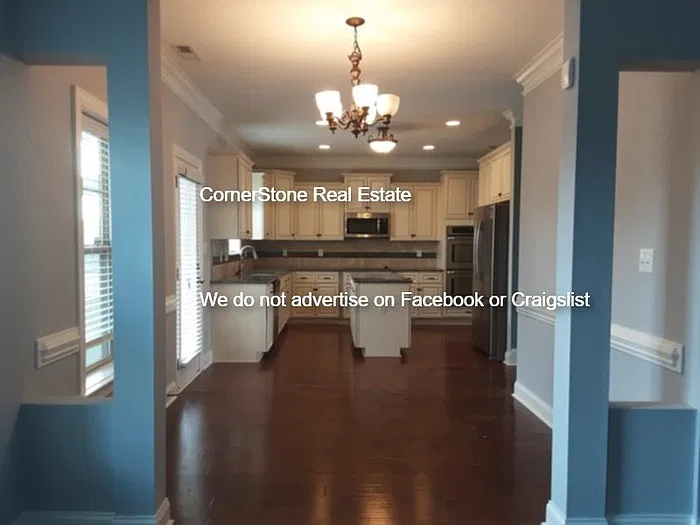 3 bed, 2.5 bath, 2368 sqft, $2,250 — Photo 4