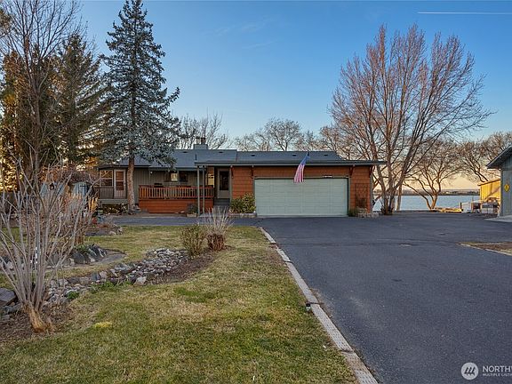 5th image of 4190 NE Shorecrest Drive