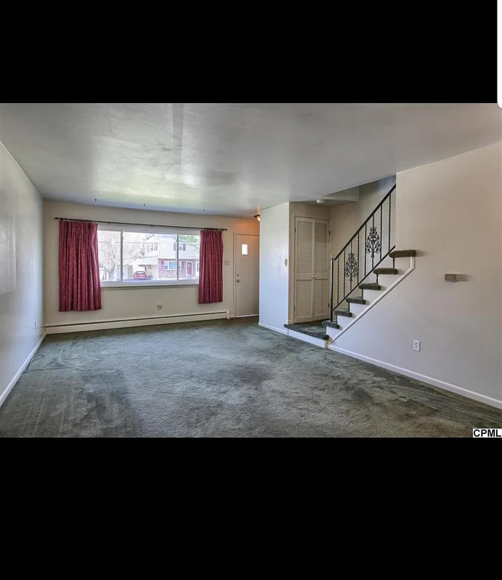 3 bed, 1.5 bath, 1224 sqft, $1,550 — Photo 2