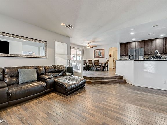5th image of 8121 Jade Harbor Ct