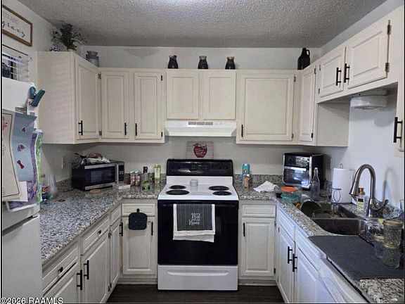 3rd image of 153 Allister Rd