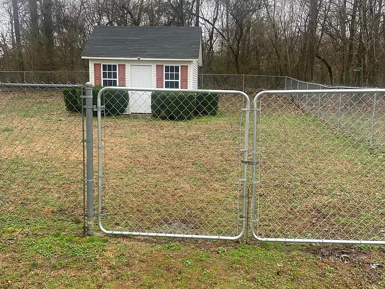 47 Dyer Creek Ln — Photo 2
