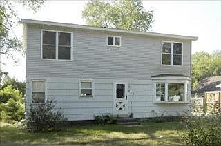 2nd image of 132 Blueberry Ln
