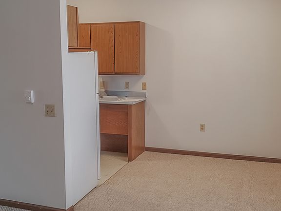 2nd image of 695 Wood Violet Ln APT 9
