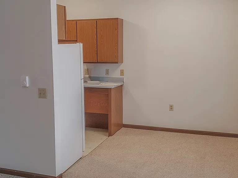 695 Wood Violet Ln #9 — Photo 2