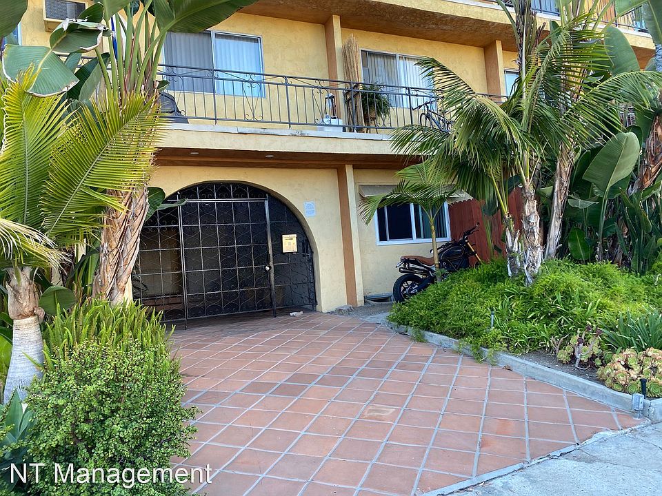 1st image of 10779 Woodbine St APT 204