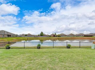 1024 33rd Ter, Moore, OK 73160