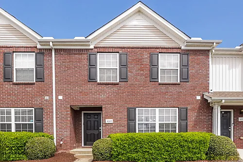 4060 George Buchanan Dr Photo 1