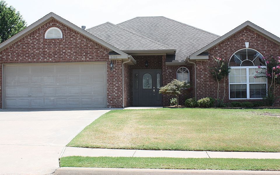 1st image of 6100 W Pleasant Dr