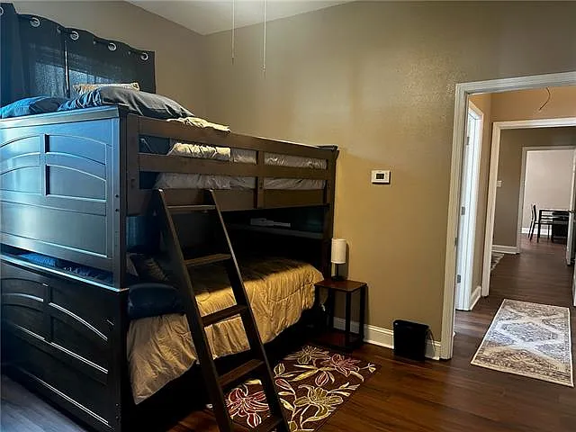 918 Forstall St — Photo 13