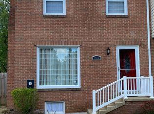 17913 Hickory Ln, Hagerstown, MD