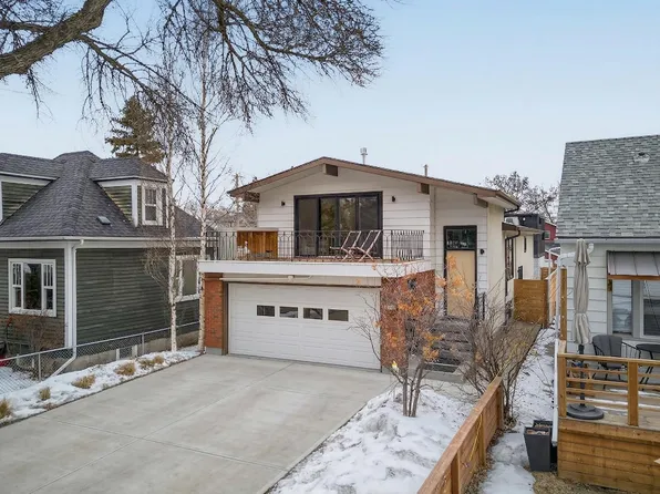 9736 78th Ave NW, Edmonton, AB T6E 1N2