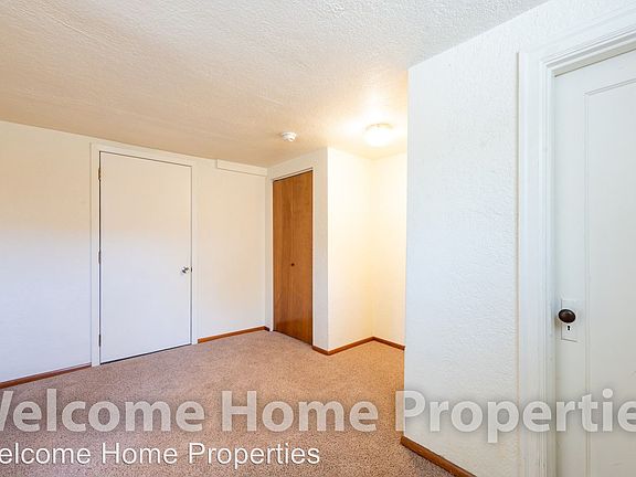 5th image of 512 S College Ave APT 3