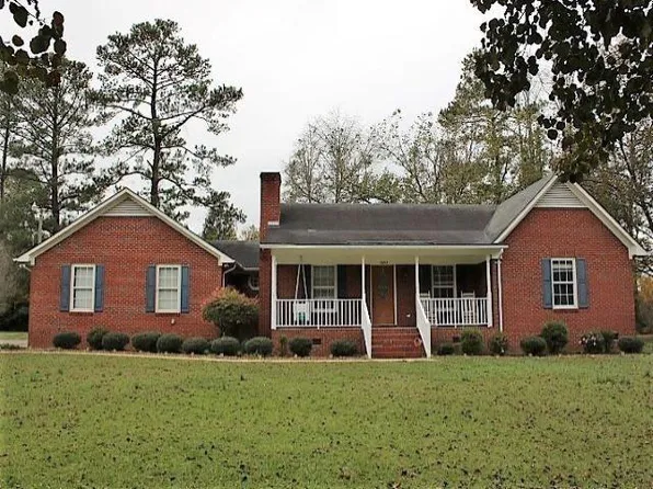 6692 Us Highway 401 S, Bunnlevel, NC 28323