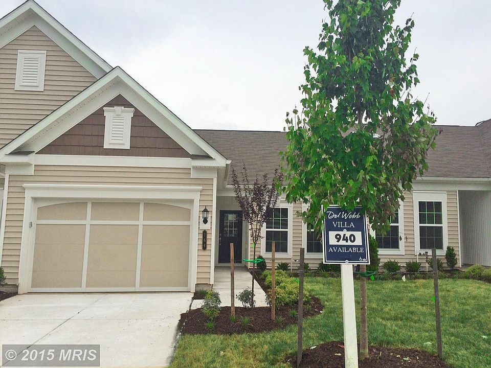 1st image of 164 Hyannis Pl