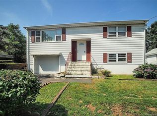 116 Rockdale Rd, West Haven, CT 06516